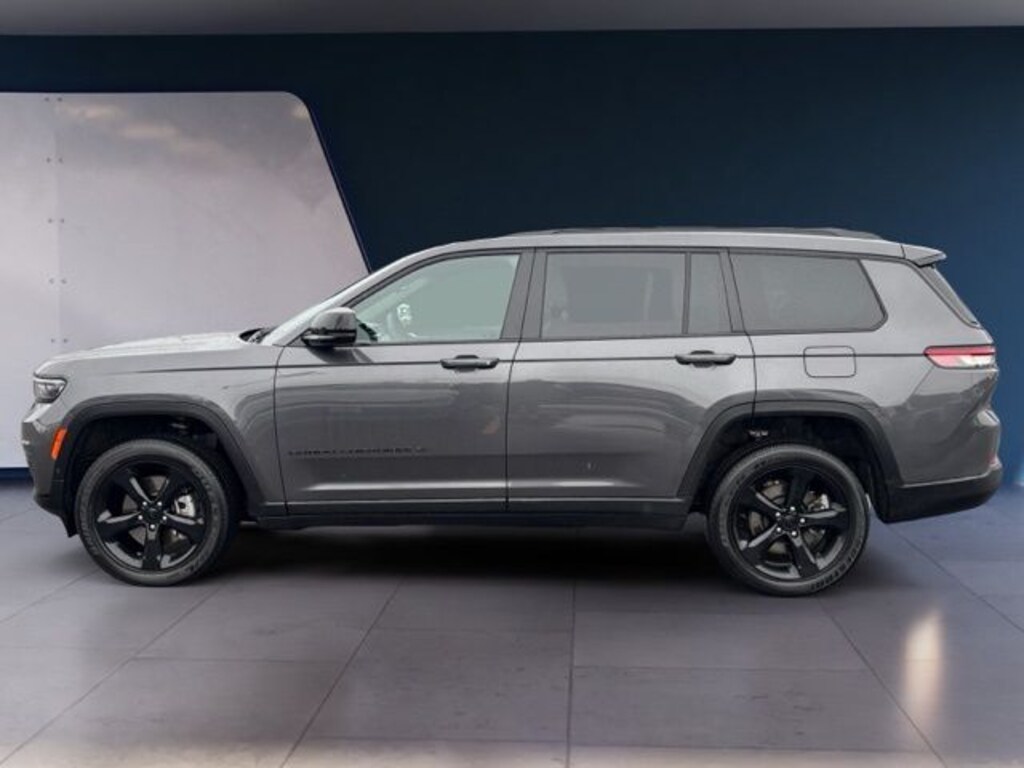 Used 2024 Jeep Grand Cherokee L Altitude SUV