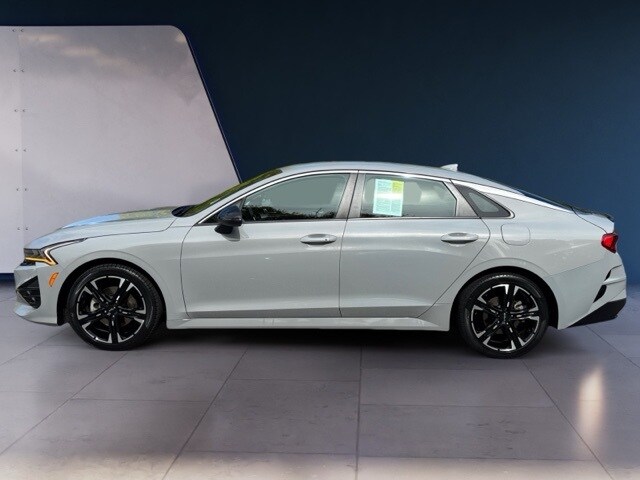 2023 Kia K5 GT-Line photo 2
