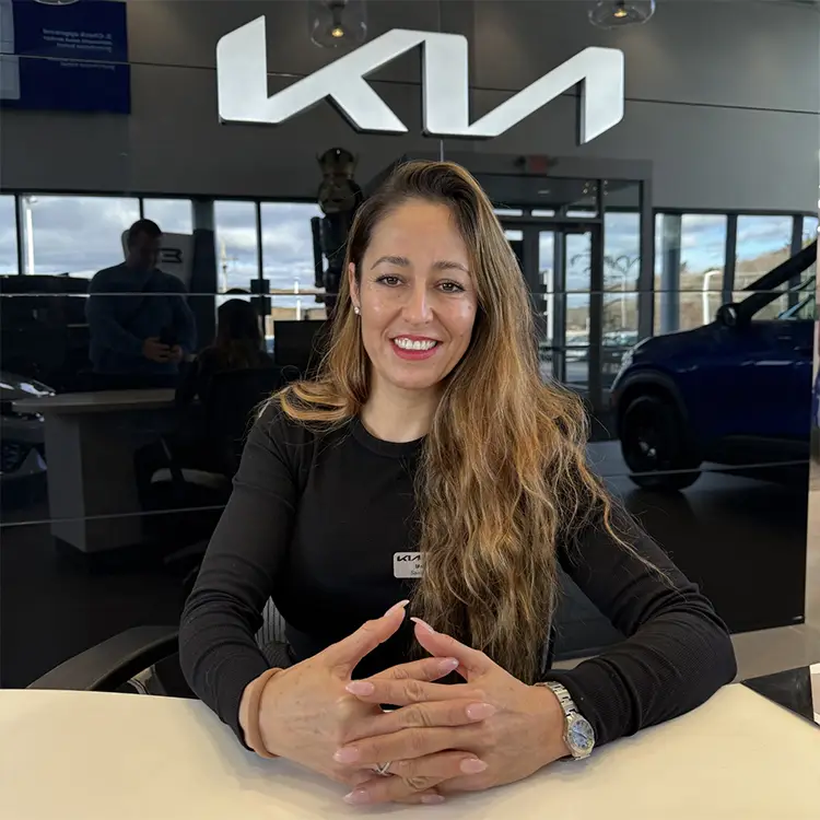 Staff member Maria Habib from ID_ea0af3