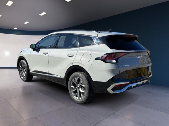 2023 Kia Sportage SX photo 3