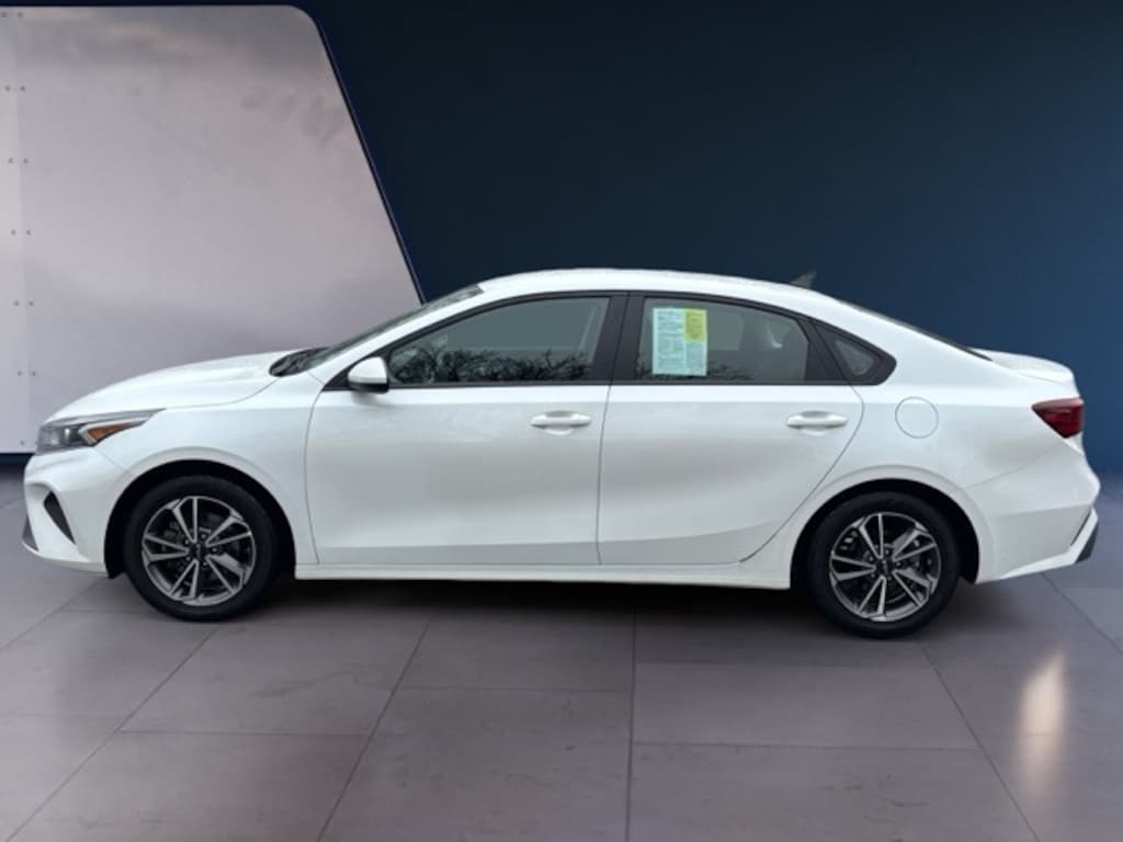 Certified 2023 Kia Forte LXS Sedan