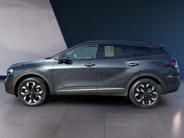 2023 Kia Sportage X-Line photo 2