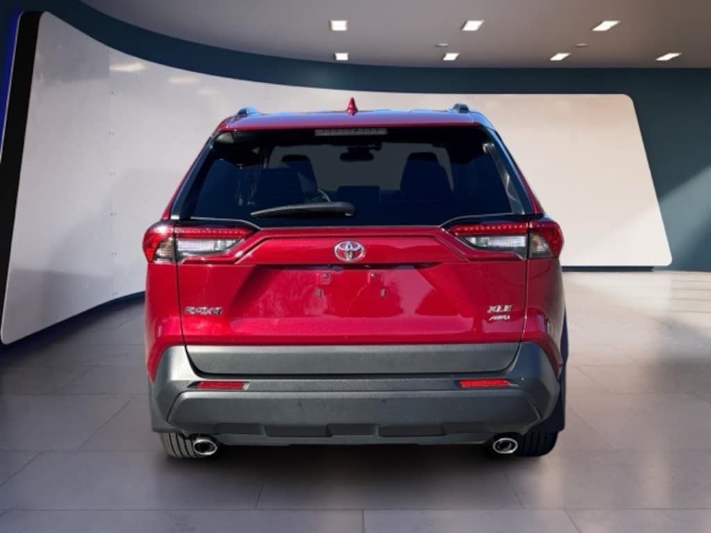 Used 2023 Toyota RAV4 XLE SUV