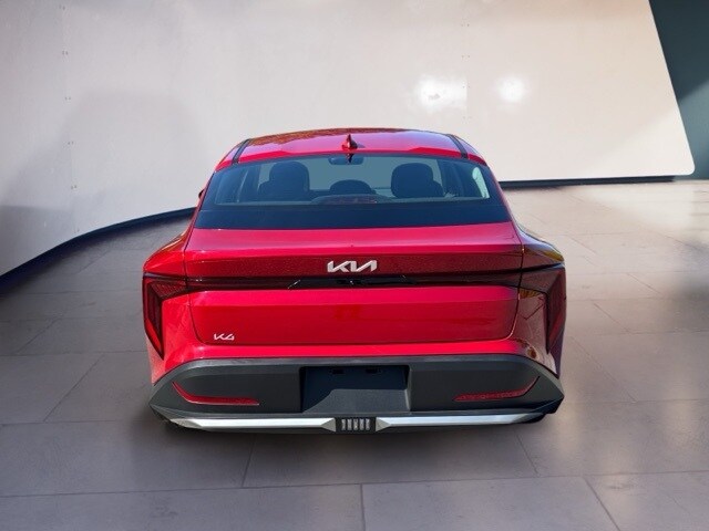 2025 Kia K4 LXS photo 4