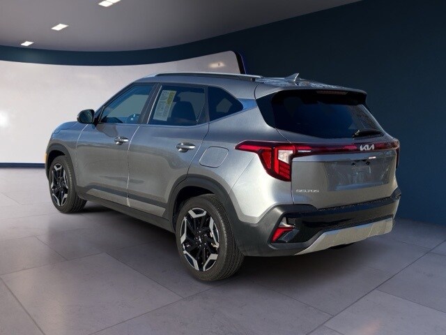 2024 Kia Seltos SX photo 3