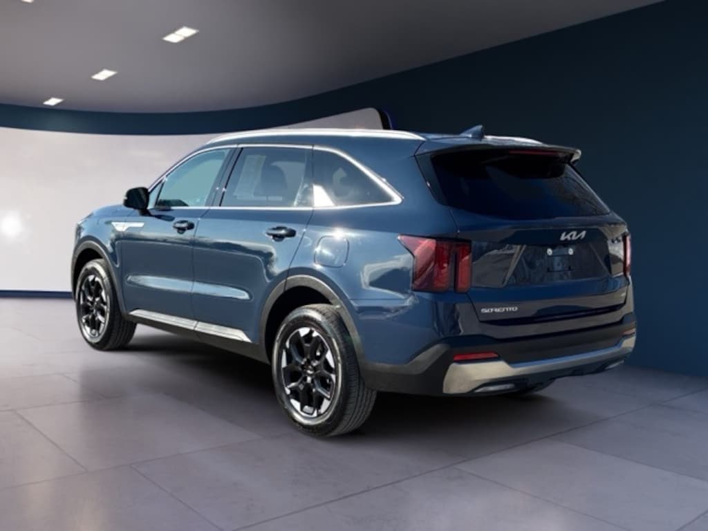 Certified 2025 Kia Sorento S SUV