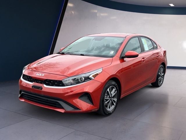 2023 Kia Forte LXS AT's photo