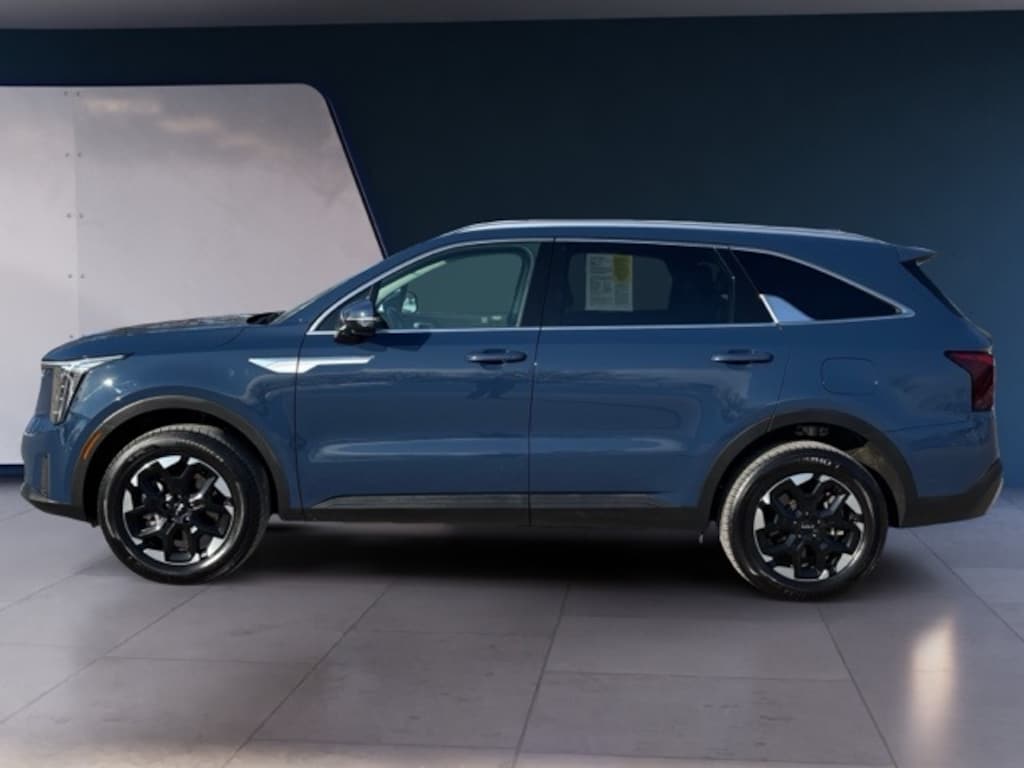 Certified 2025 Kia Sorento S SUV