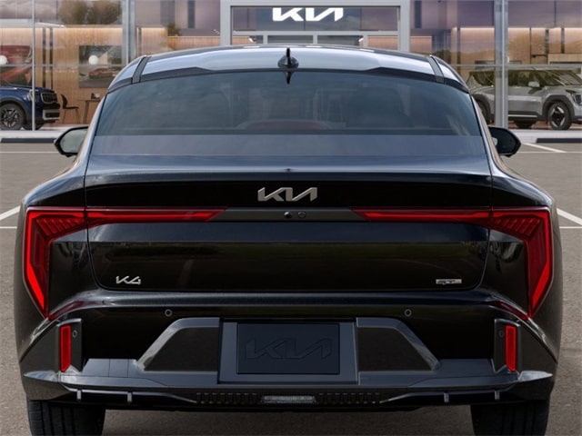 2025 Kia K4 GT-Line Turbo - Photo 13