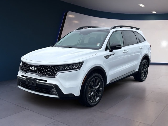 2022 Kia Sorento X-Line EX's photo