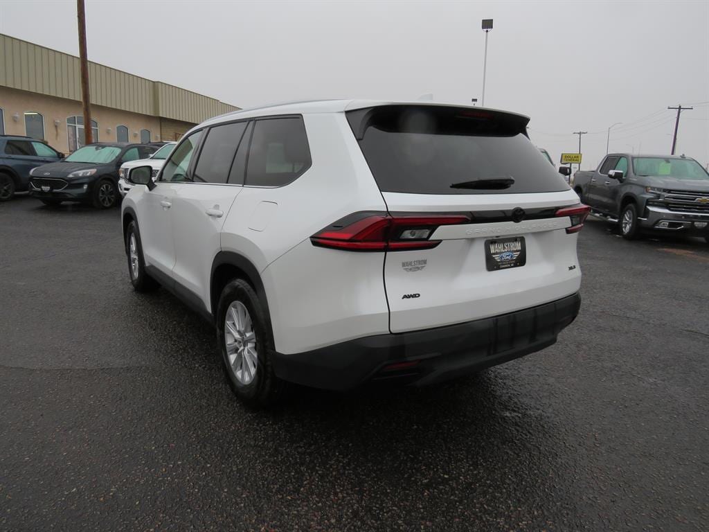 Used 2025 Toyota Grand Highlander XLE SUV