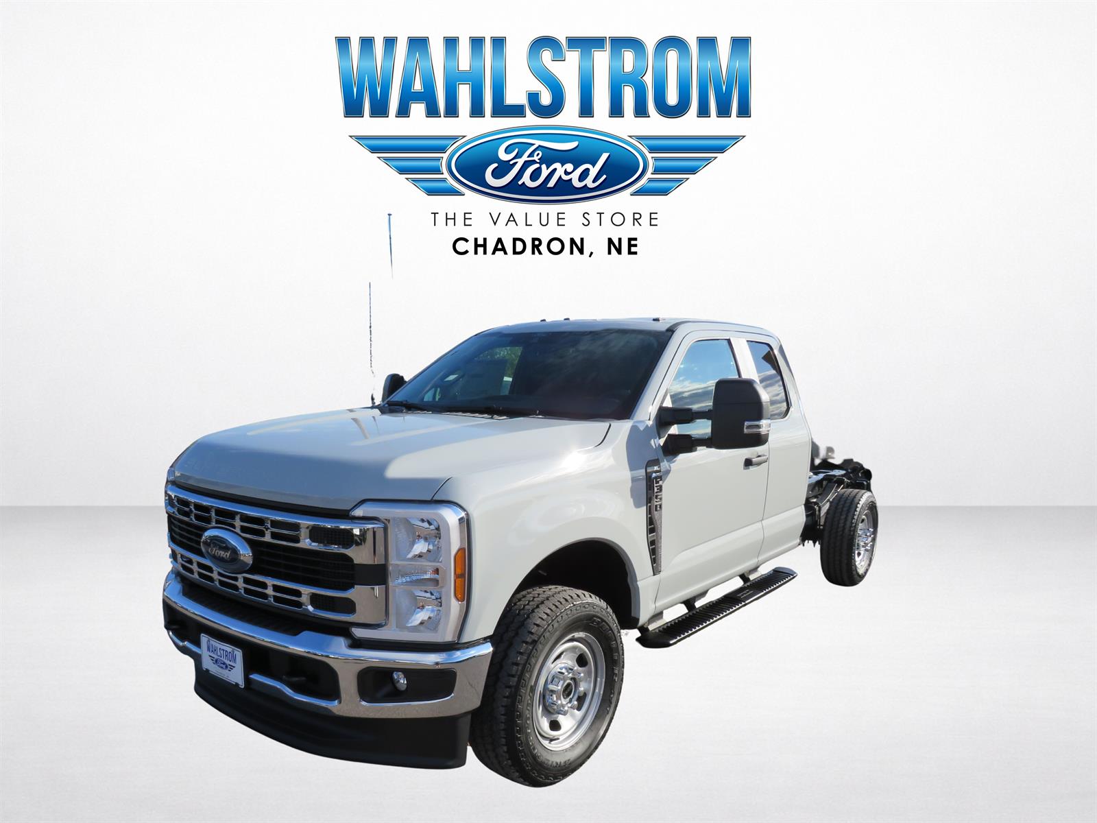 2026 Ford F-350 XL 4x4 SuperCab 168-In SRW's photo