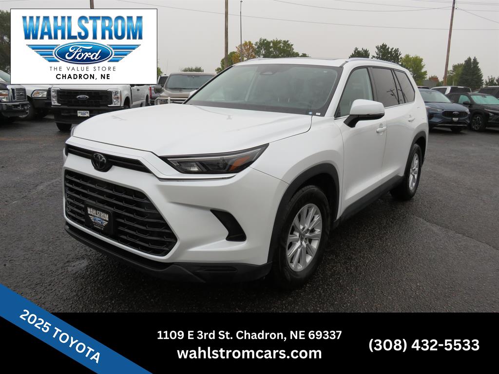 2025 Toyota Grand Highlander XLE's photo