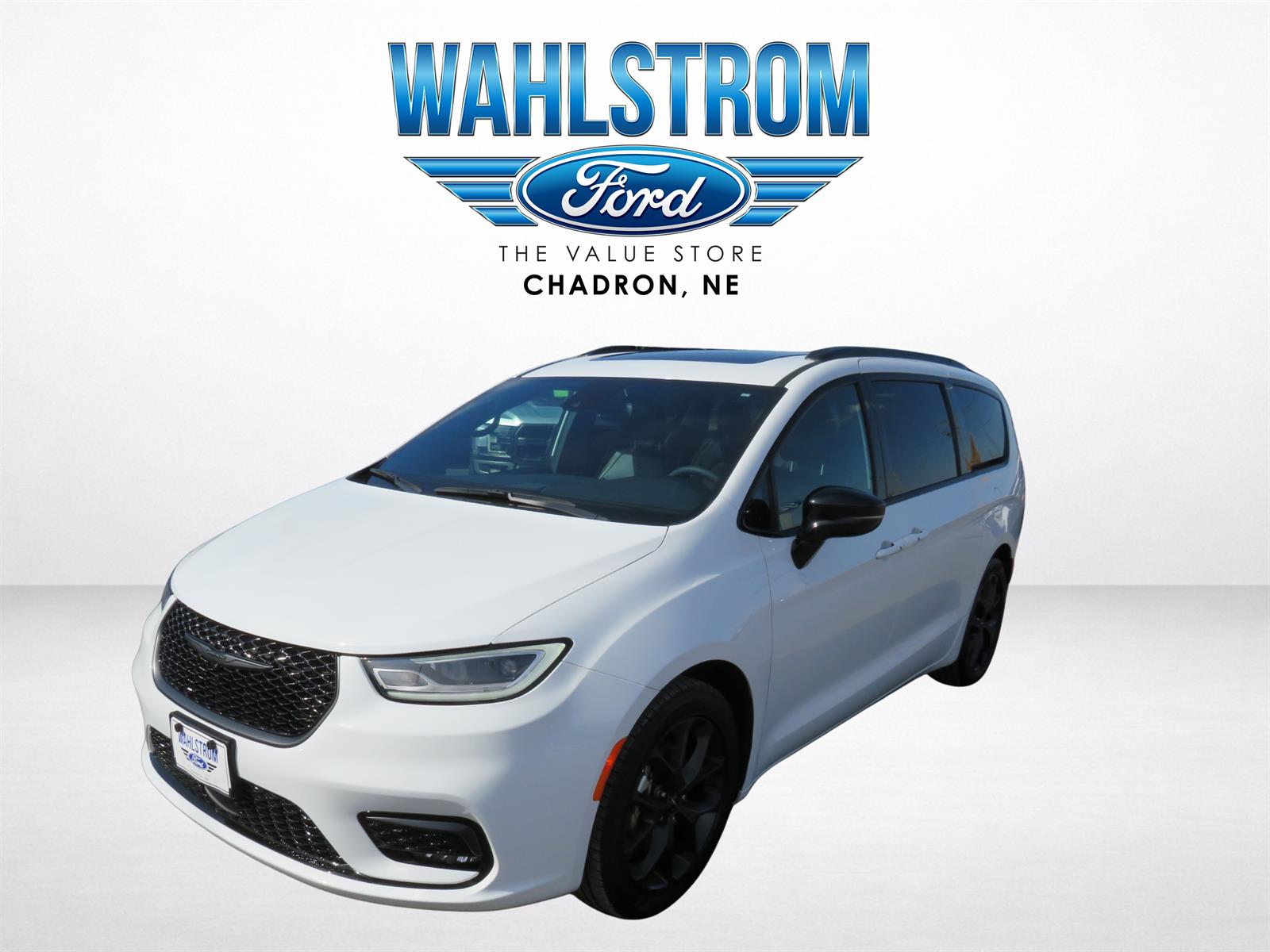 2025 Chrysler Pacifica Limited's photo