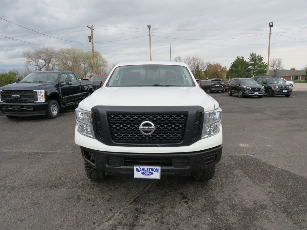 Used 2017 Nissan Titan XD S with VIN 1N6BA1F36HN522530 for sale in Chadron, NE