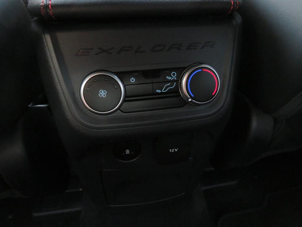 2025 Ford Explorer ST-LINE - Photo 26