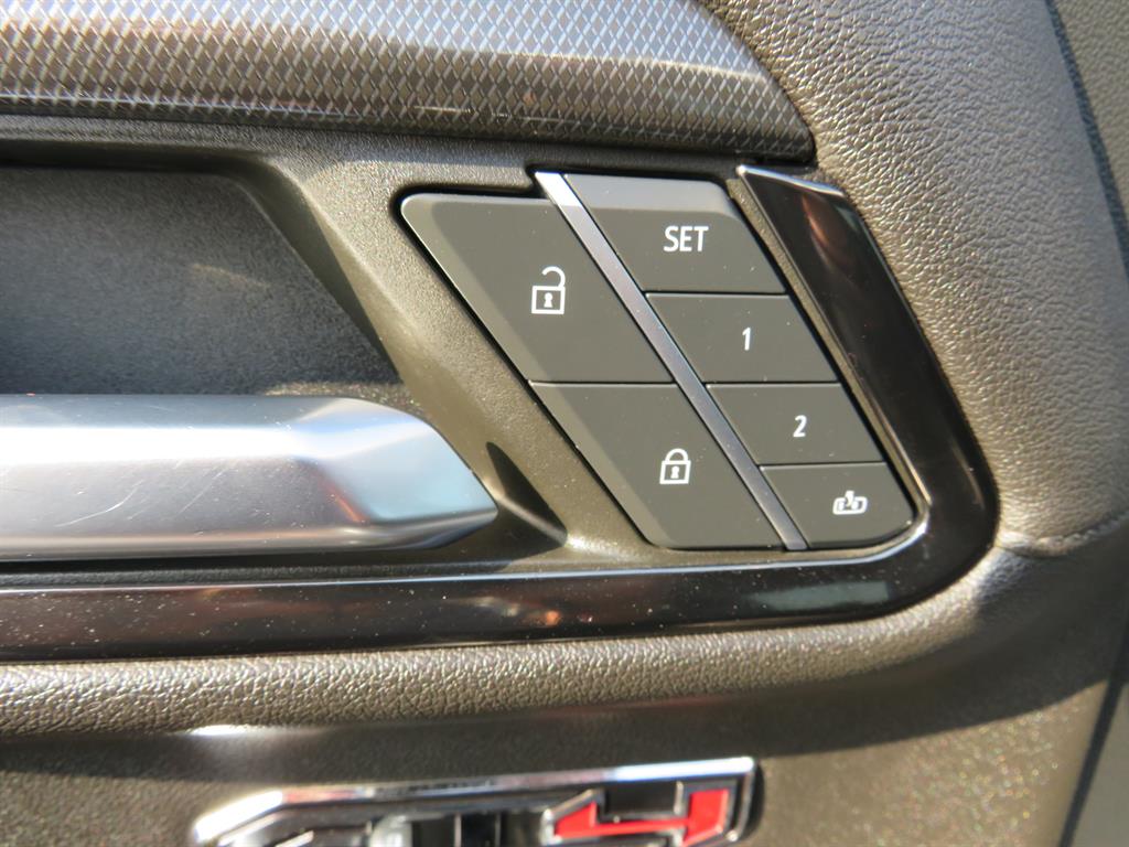 2023 GMC Sierra 1500 AT4 - Photo 12