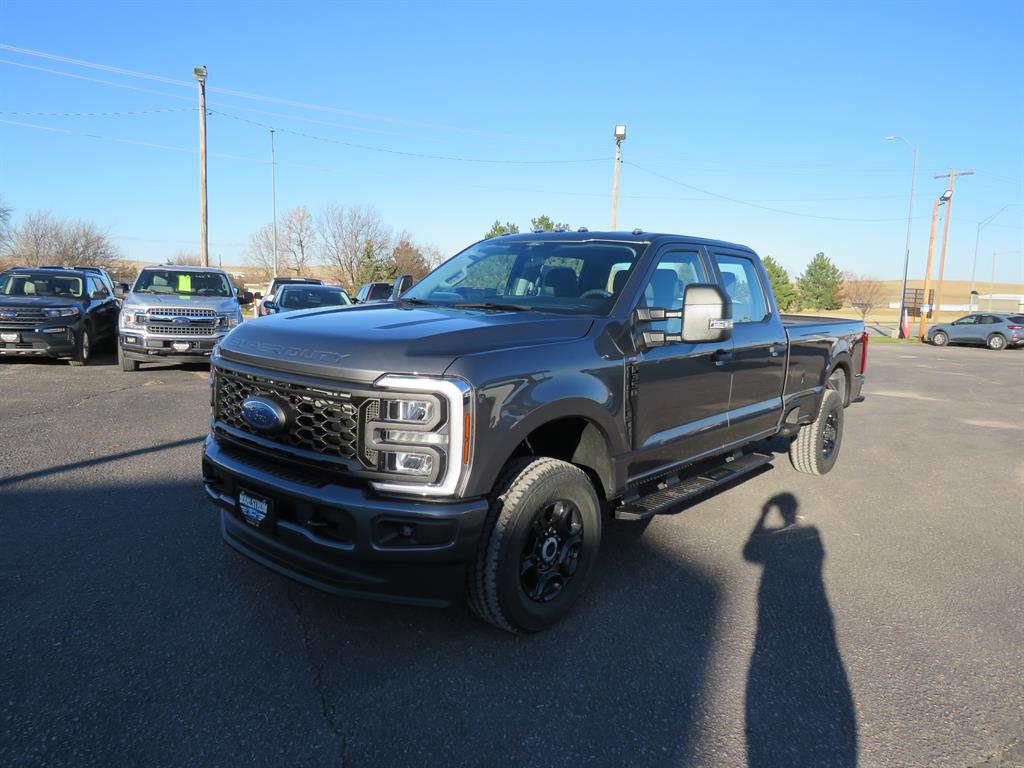 2026 Ford F-350 XL photo 2