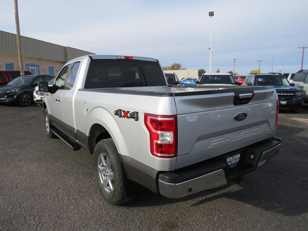 2018 Ford F-150 XLT photo 2