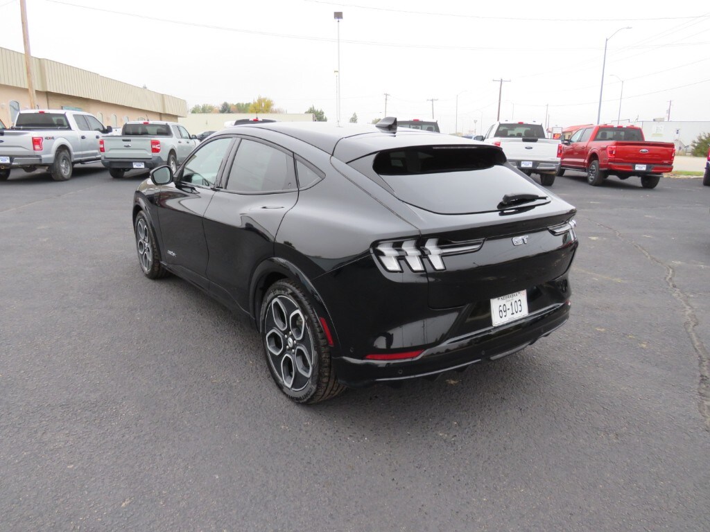 2023 Ford Mustang Mach-E GT photo 3