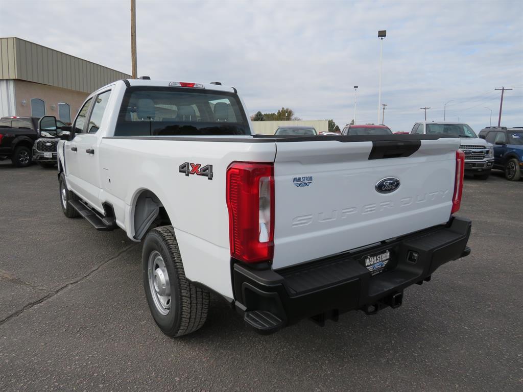 2026 Ford F-250 XL photo 2