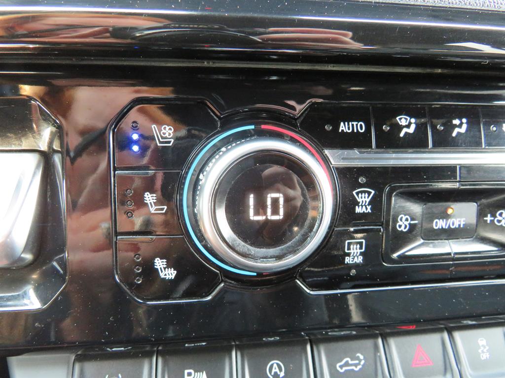 2023 GMC Sierra 1500 AT4 - Photo 23