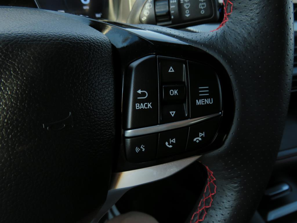 2025 Ford Explorer ST-LINE - Photo 13