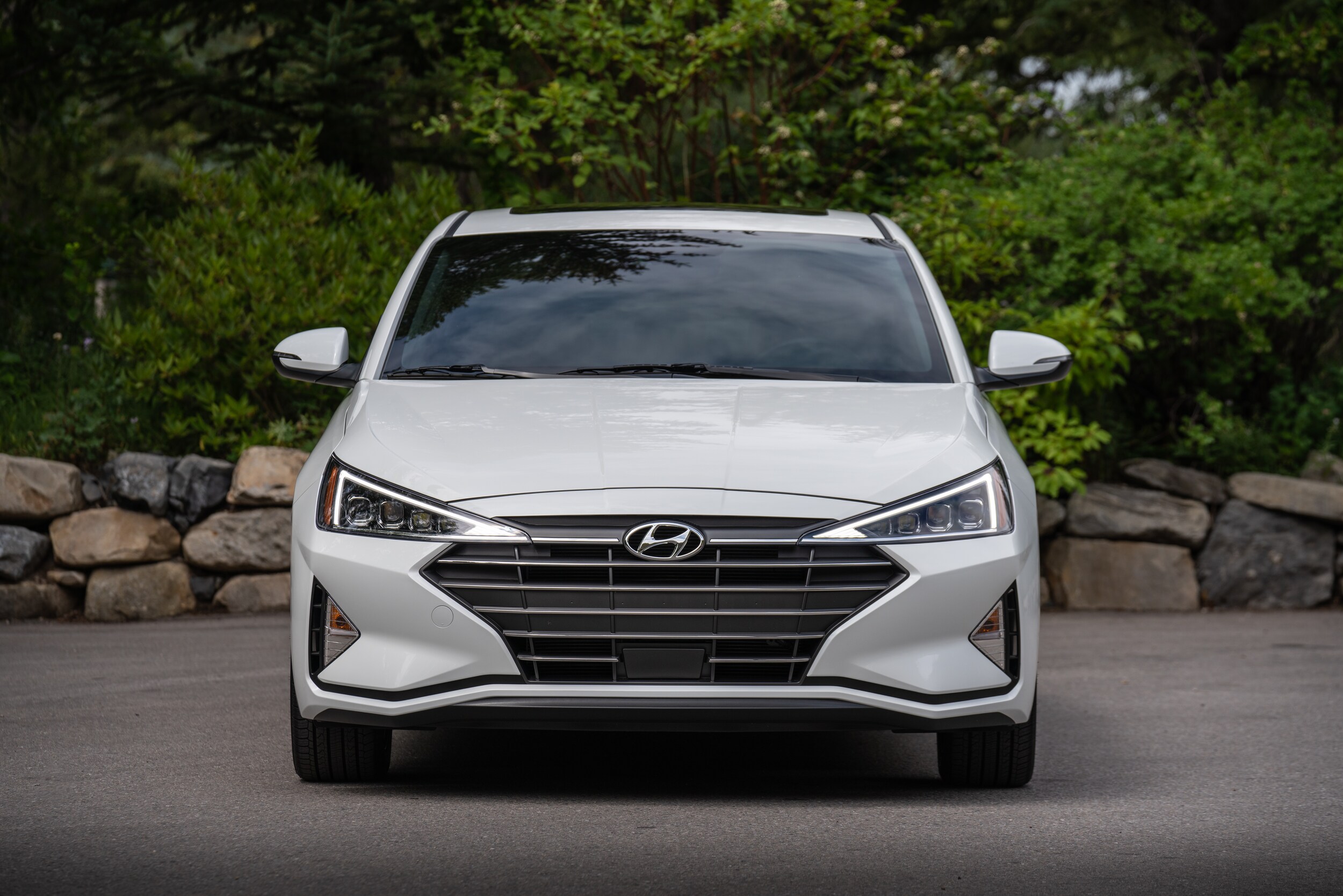 Large-34120-2019Elantra.jpg