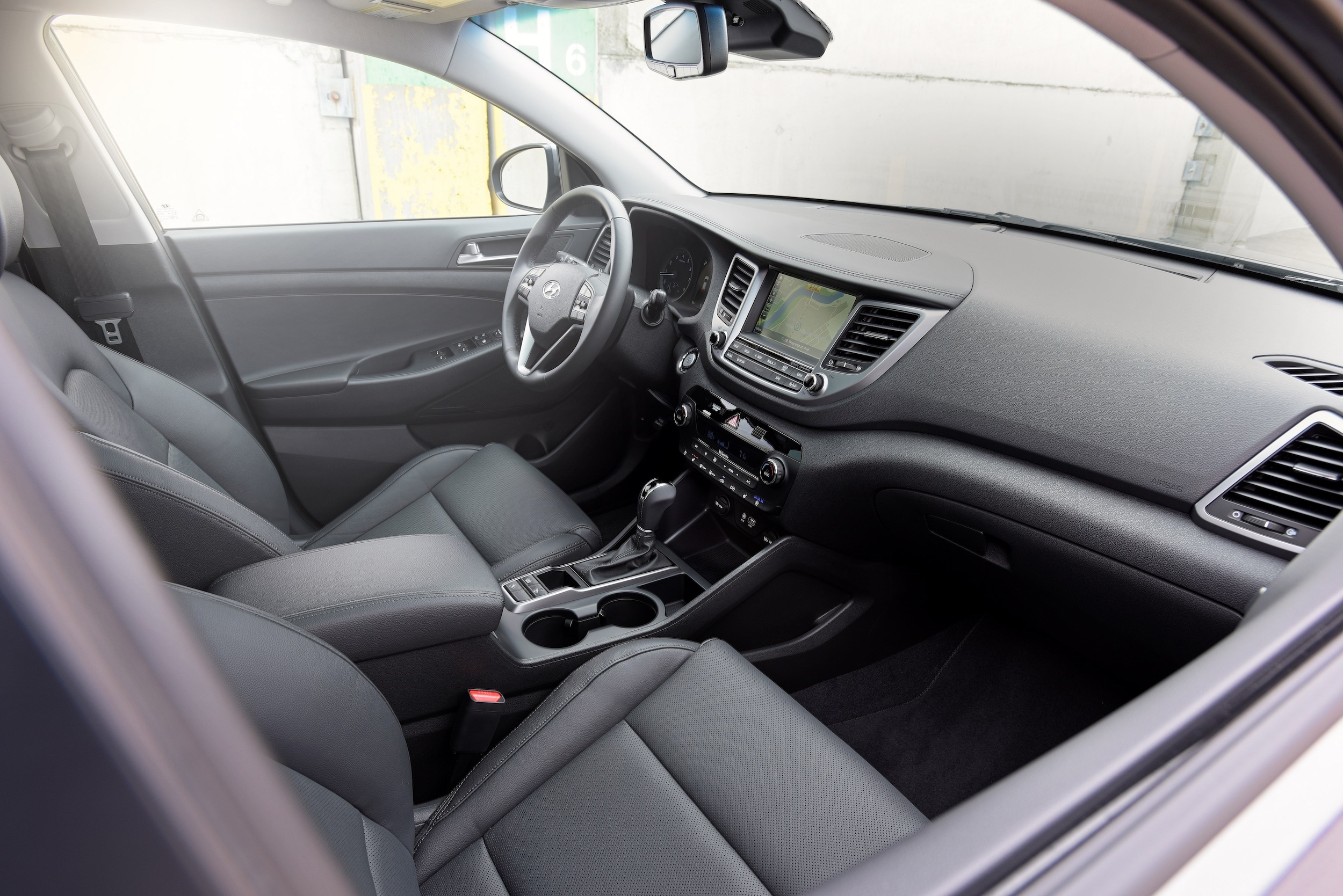 Large-30660-2018TUCSON.jpg