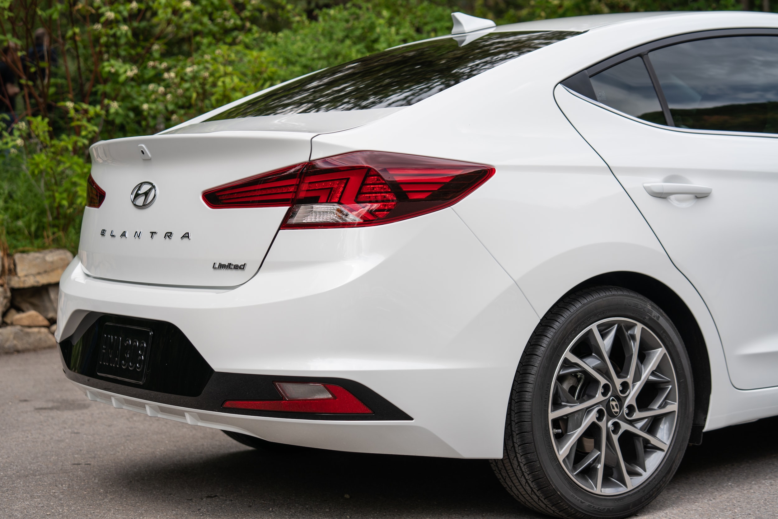 Large-34118-2019Elantra.jpg