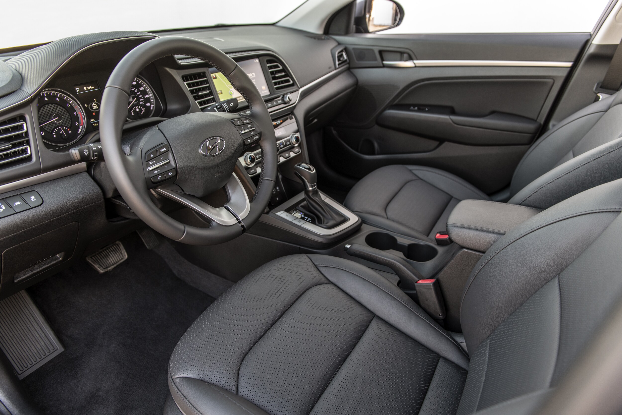 Large-33681-2019Elantra.jpg