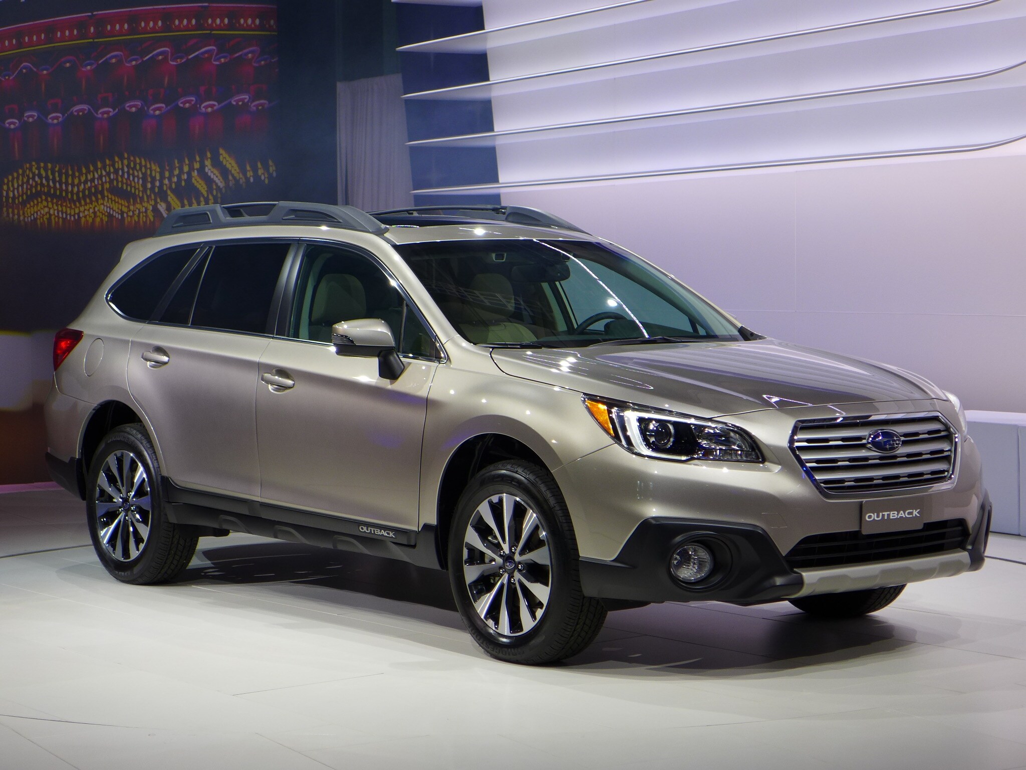 The Redesigned 15 Subaru Outback Shown In Nyc Waikem Subaru
