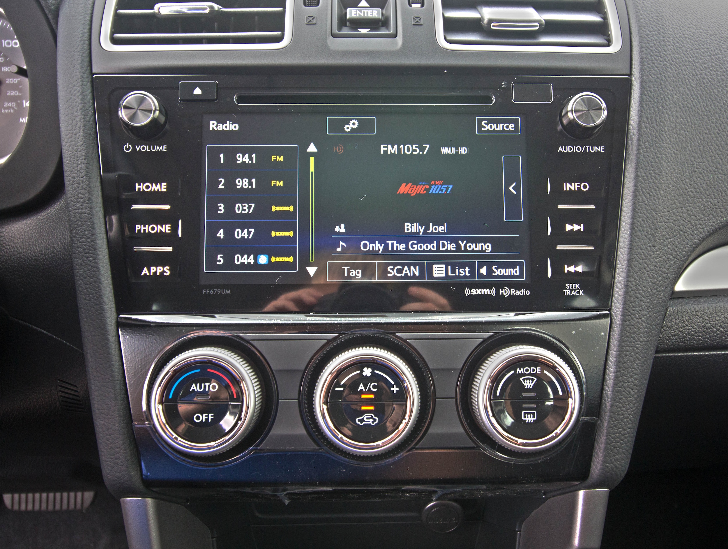2018forester11.jpg