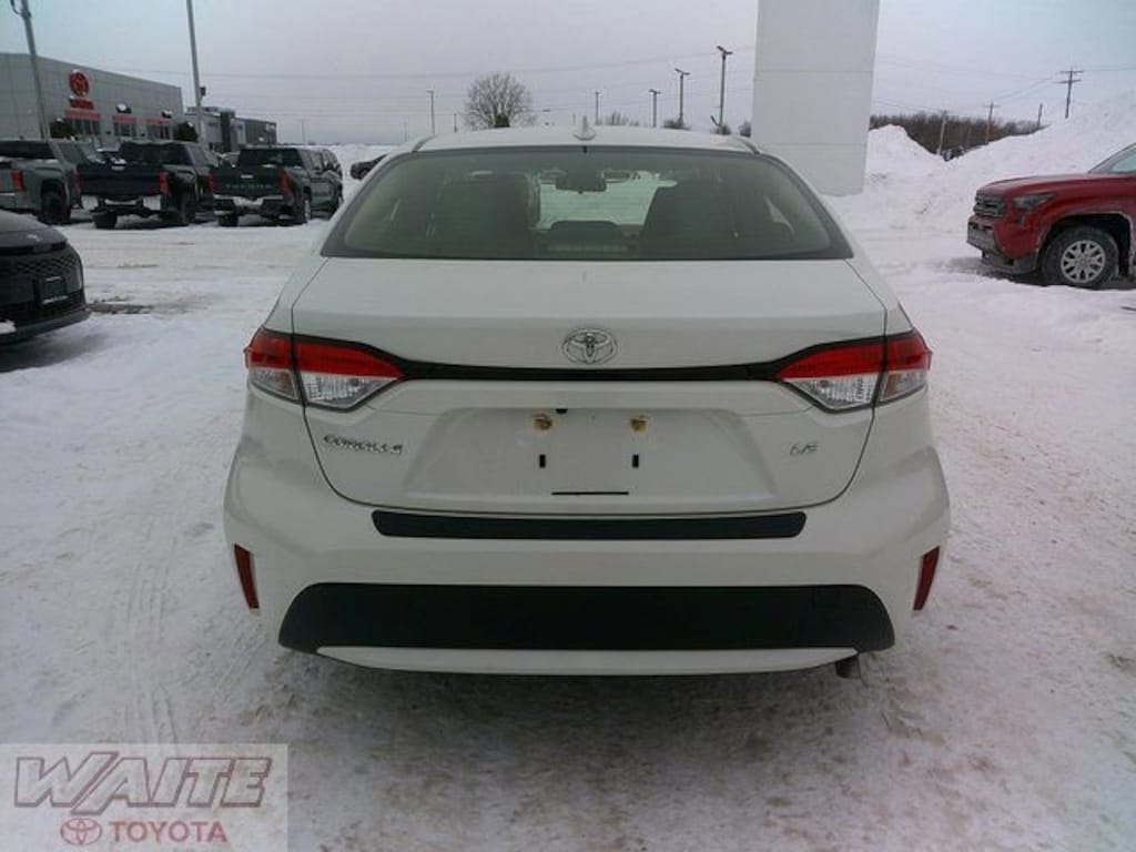 Certified 2021 Toyota Corolla LE Sedan