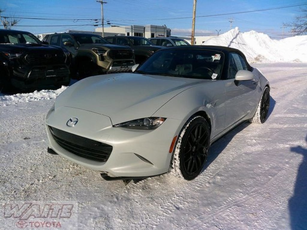 Used 2016 Mazda Mazda MX-5 Miata Grand Touring Convertible