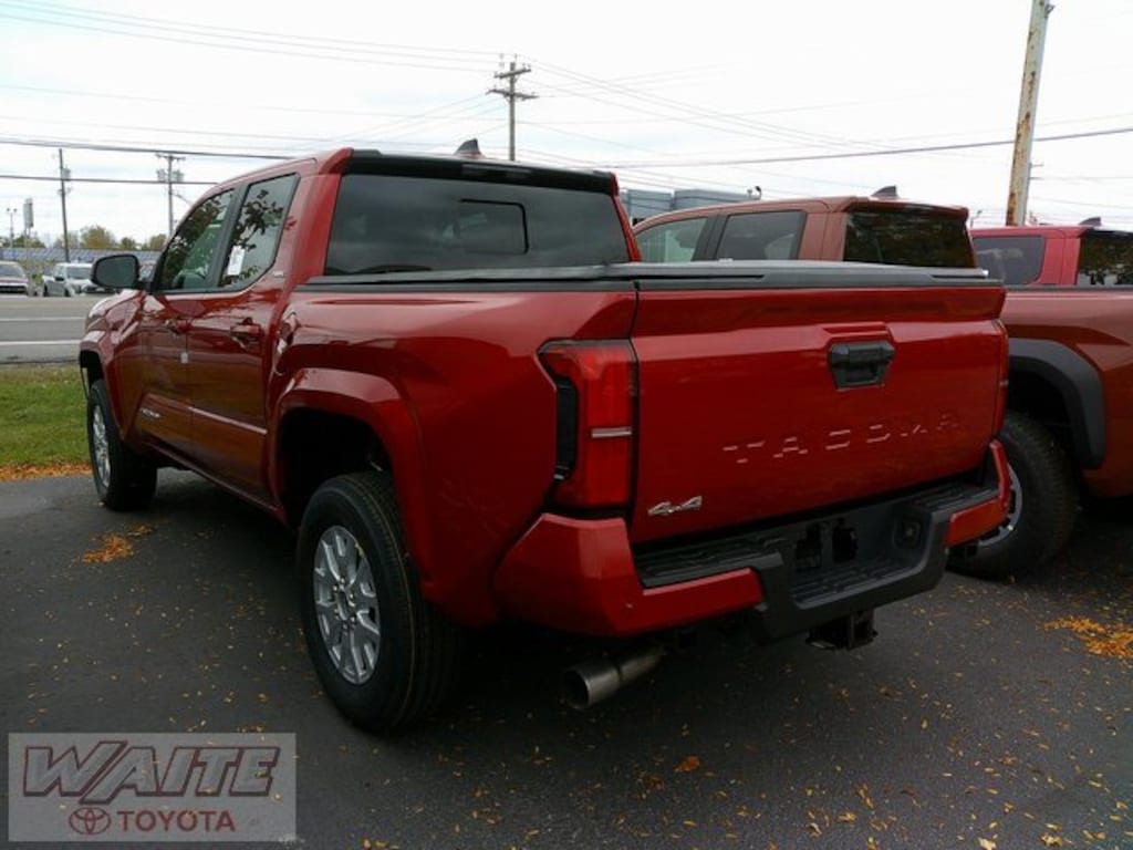 New 2025 Toyota Tacoma SR5 4X4 DOUBLE CAB