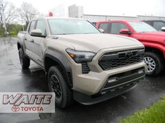 2026 Toyota Tacoma i-FORCE MAX TRD Off-Road 4X4 DOUBLE CAB HV