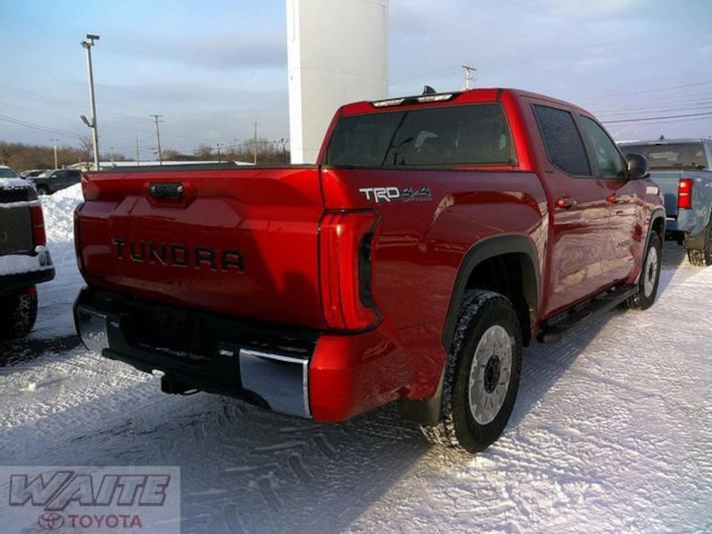 New 2026 Toyota Tundra SR5 SR5 CREWMAX 5.5