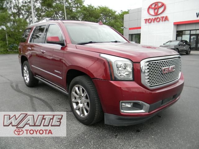 2017 GMC Yukon 4WD Denali's photo