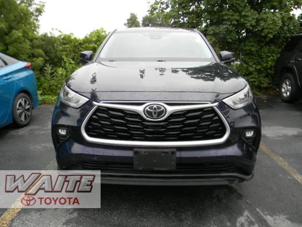 Used 2020 Toyota Highlander LE SUV