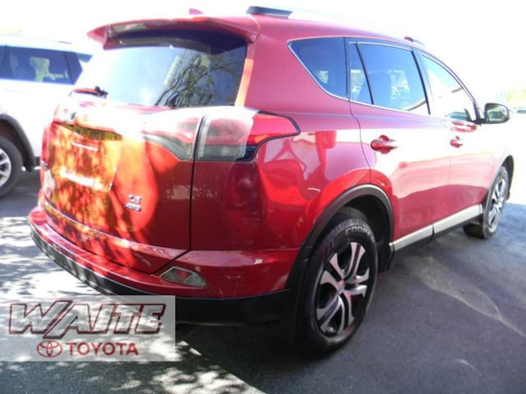 Used 2016 Toyota RAV4 LE SUV
