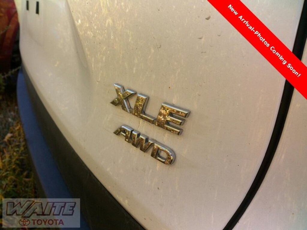 Used 2024 Toyota RAV4 XLE SUV