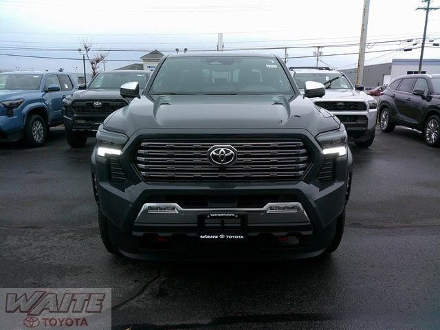2026 Toyota Tacoma Limited - Photo 8