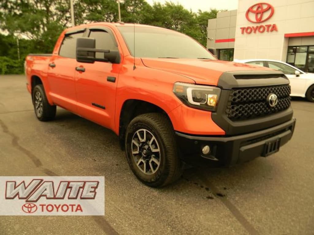 Used 2017 Toyota Tundra Limited 5.7L V8 Truck CrewMax