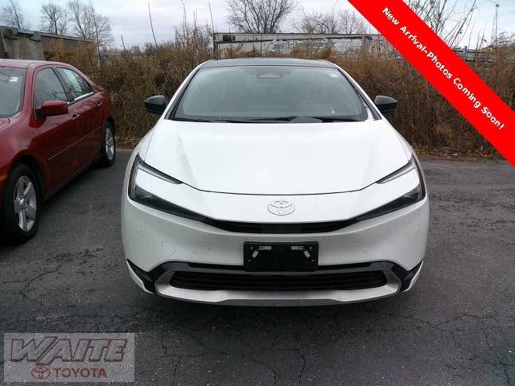 Used 2024 Toyota Prius Prime XSE Hatchback