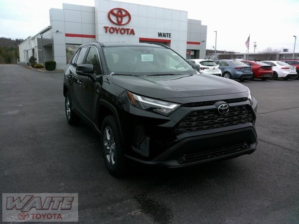 New 2025 Toyota RAV4 Hybrid LE LE AWD SUV