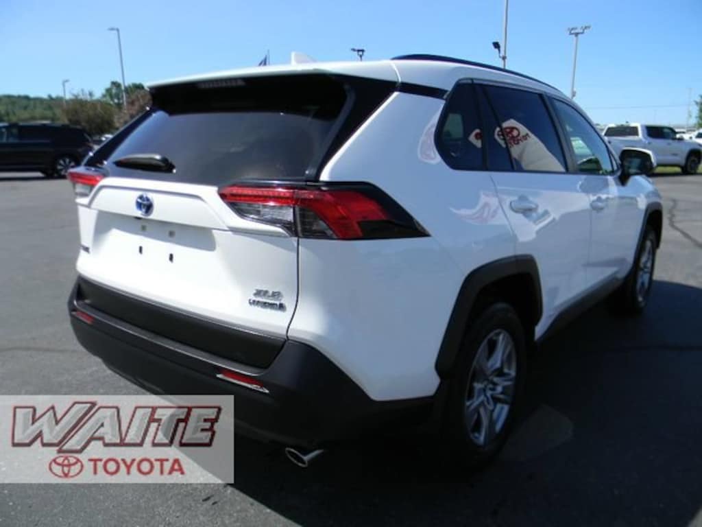 Used 2023 Toyota RAV4 Hybrid XLE SUV