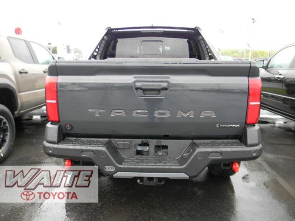 New 2026 Toyota Tacoma i-FORCE MAX Trailhunter 4X4 DOUBLE CAB HV