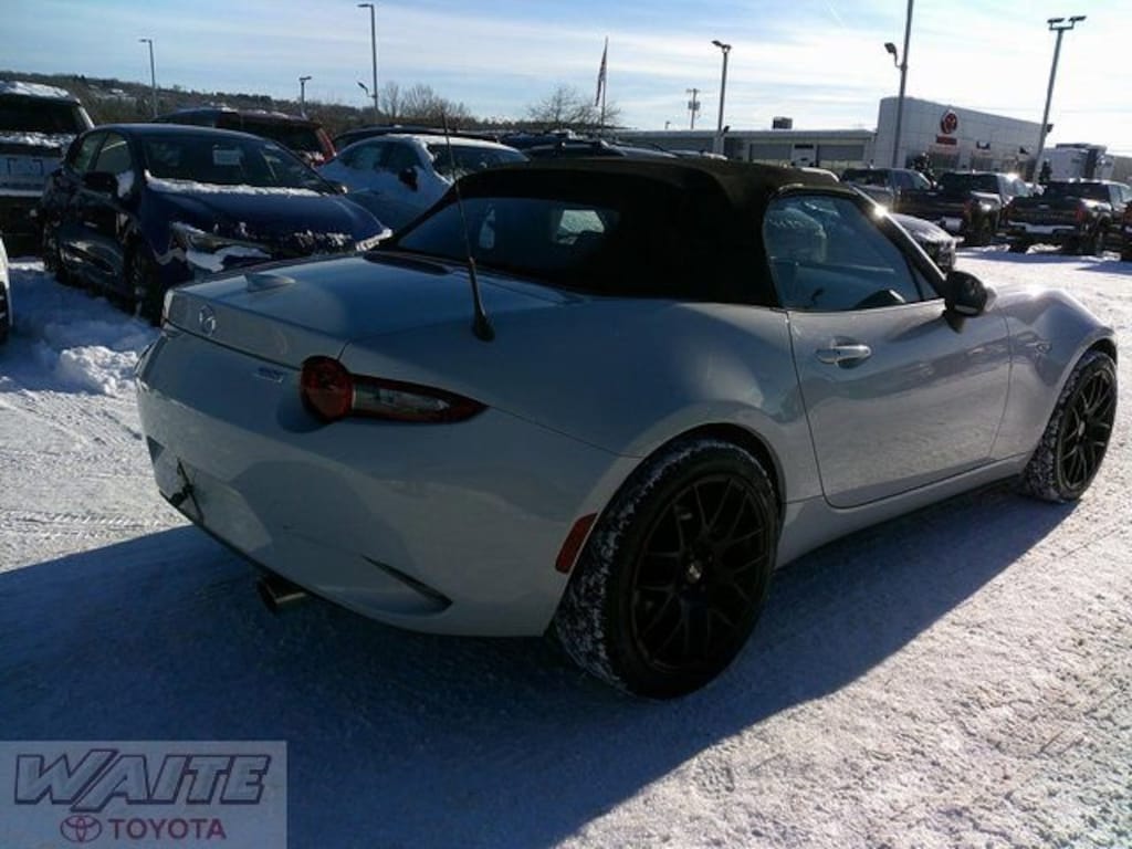 Used 2016 Mazda Mazda MX-5 Miata Grand Touring Convertible