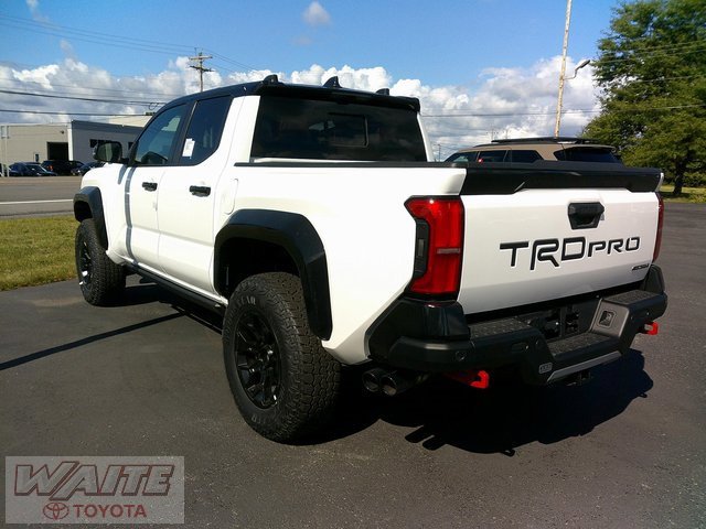 2025 Toyota Tacoma TRD Pro 4x4 Double Cab photo 4